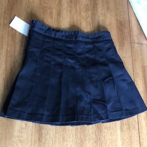 NWT BRANDY MELVILLE DANA SKIRT NAVY